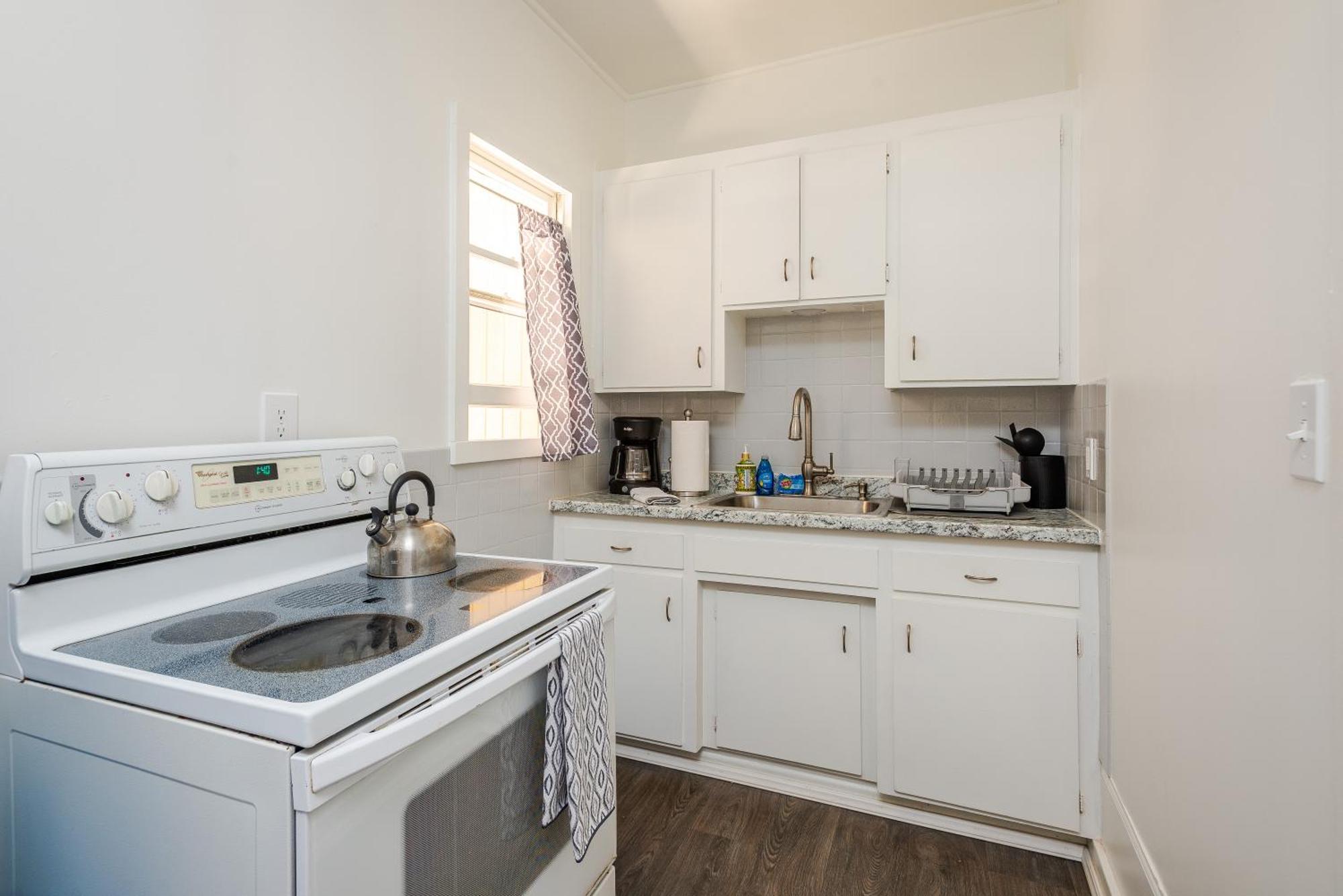 Solvang Bungalow B Bagian luar foto