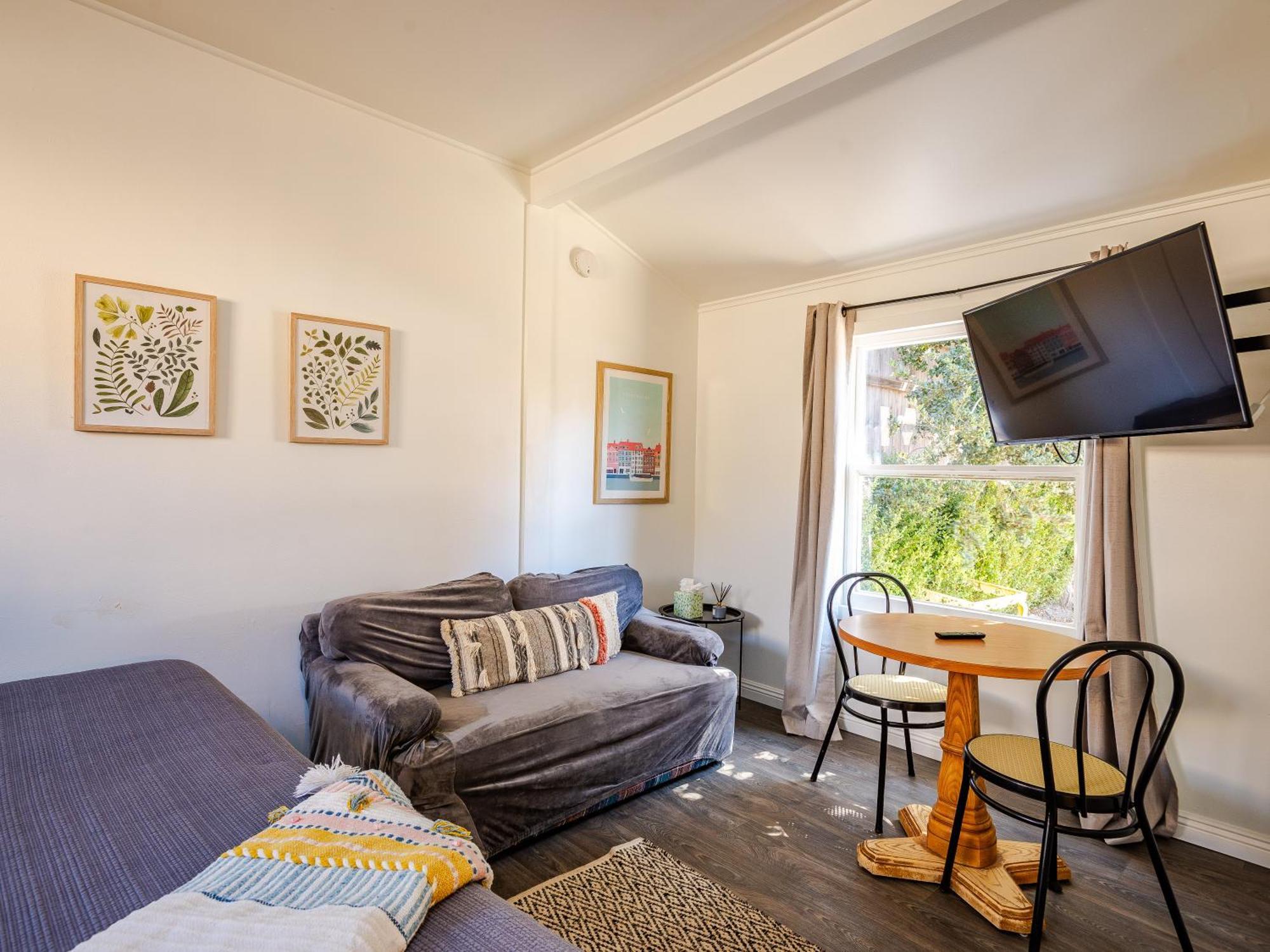 Solvang Bungalow B Bagian luar foto